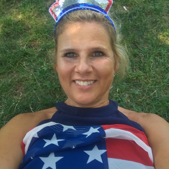 Meet your Posher, Susan - Picture 1 of 1